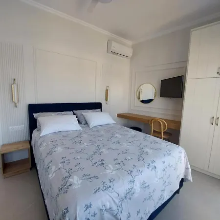 Daire Vaporia Terrace Seaview *